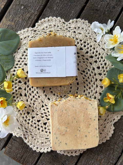 Lemon Poppyseed Goat milk soap